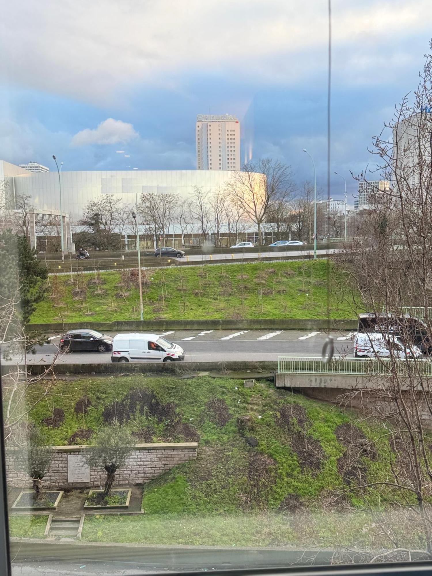 Ibis Budget Paris Porte De La Chapelle - Arena מראה חיצוני תמונה